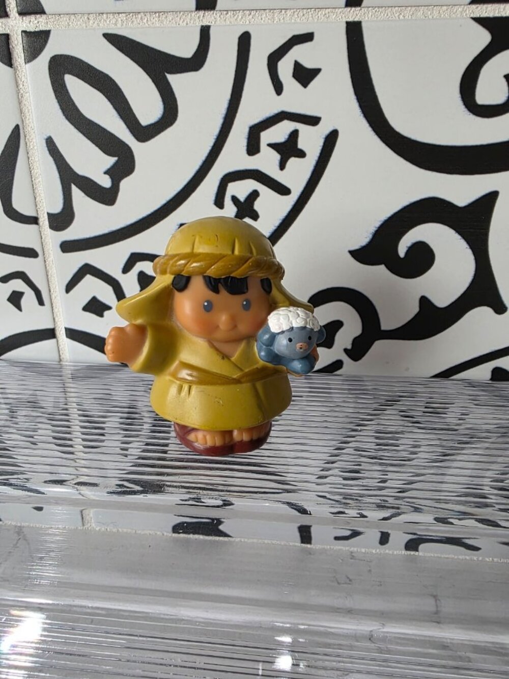 Fisher Price Little People Nativity Shepherd carrying Sheep Stable Figure 2008